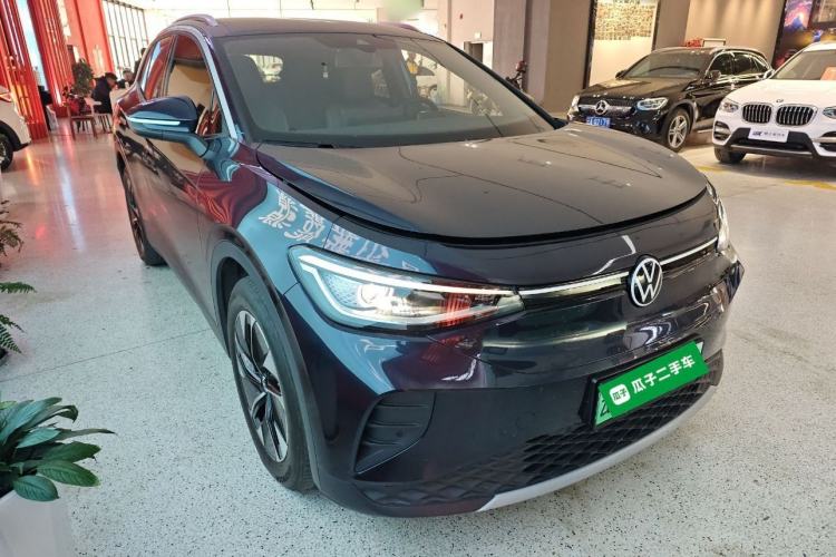 Used Volkswagen ID.4 CROZZ 2025 Pure Edition Front Right 45 Deg