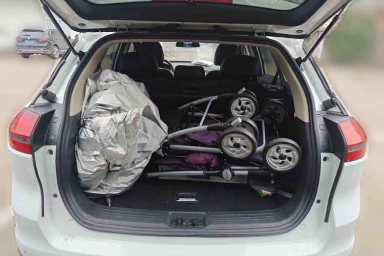 Used Geely Auto Emgrand X7 Sport 2016 2.0L Manual Smart Connect Version