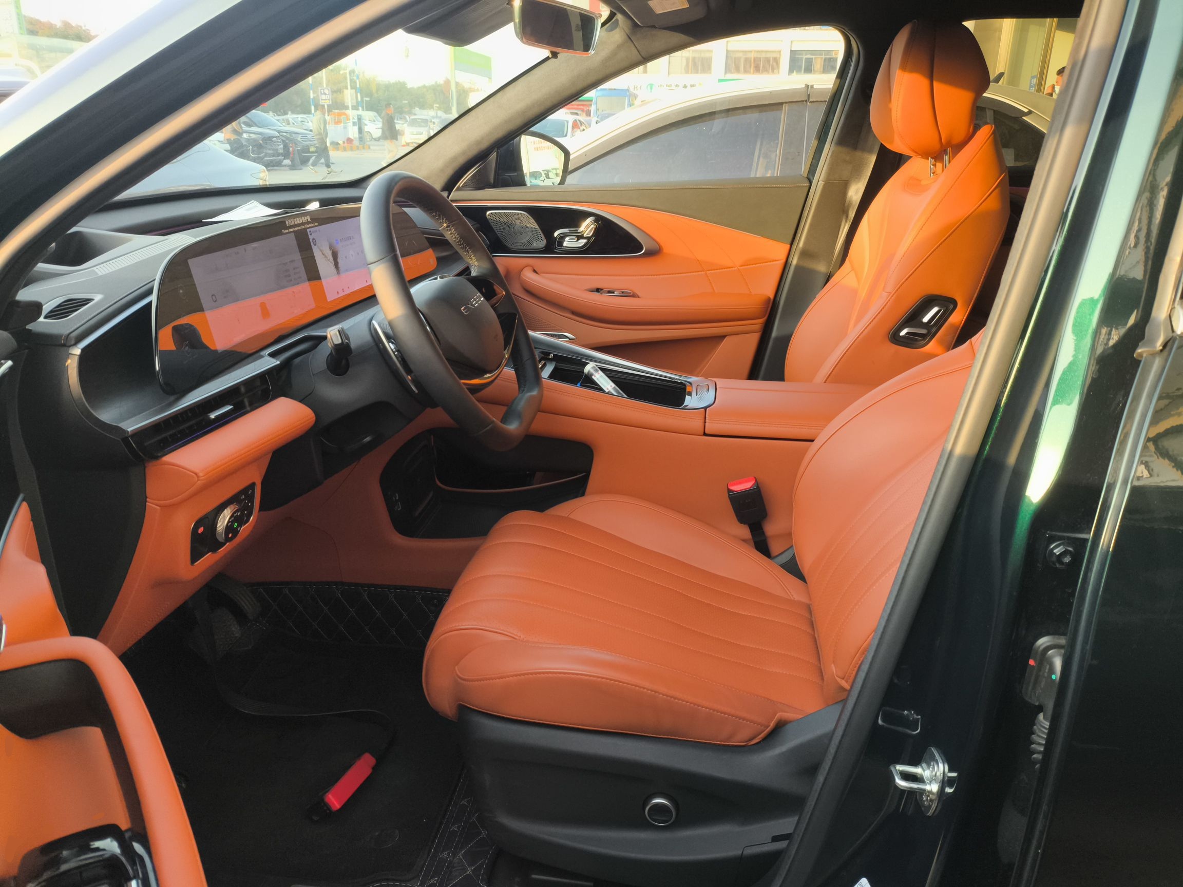 Переднее сиденье в автомобиле