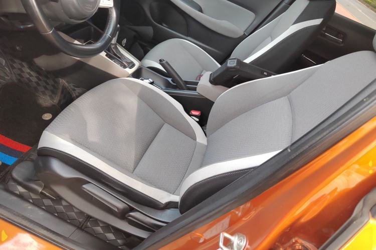 Used Honda LIFE 2021 1.5L CVT CRO-SS Fun Edition