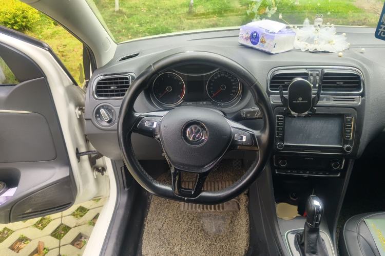 Used Volkswagen Polo 2016 1.6L Automatic Luxury Model