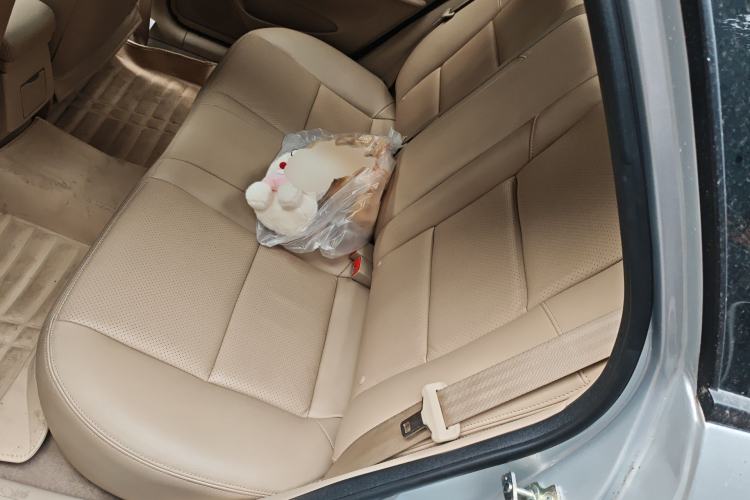 Used Buick Excelle 2013 1.5L Automatic Luxury Model Left Rear Seat