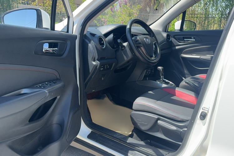 Used CHANGAN CS15 2017 1.5L Automatic Luxury Model with Sunroof
