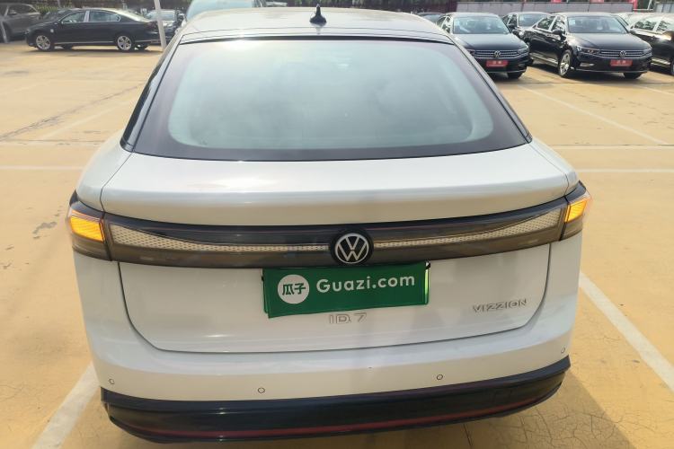 Used Volkswagen ID.7 VIZZION 2024 AIR model Rear