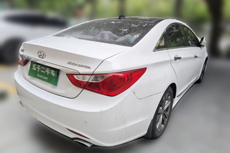 Used Hyundai Sonata 2014 2.0L Automatic Luxury Edition Rear Right 45 Deg