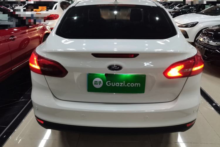 Used Ford Focus 2015 Sedan 1.6L Manual Fashion Edition Rear