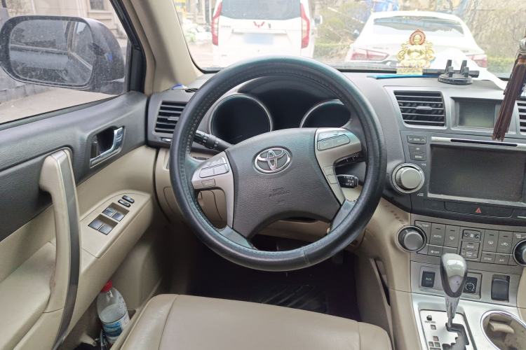 Used Toyota Highlander 2009 3.5L 4x4 7-Seater Luxury Edition Steering Wheel
