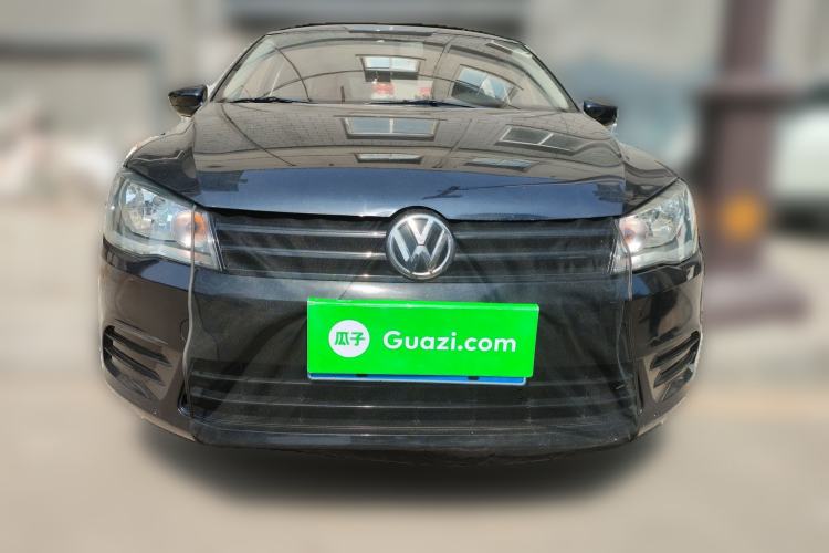 Used Volkswagen Jetta 2013 1.6L Manual Fashion Edition Front