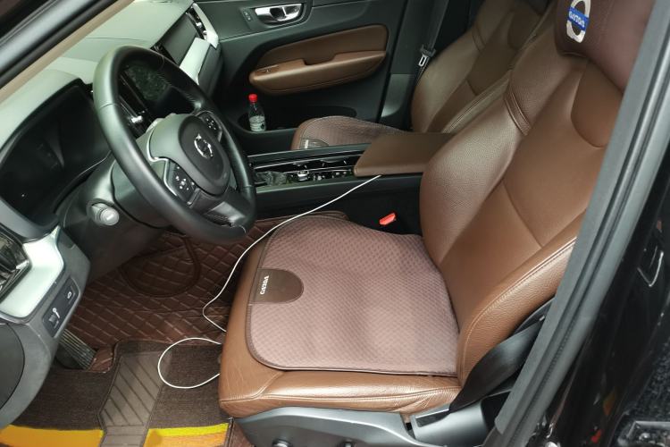 Used Volvo XC60 2019 T5 4x4 Smart Edition China VI Standard