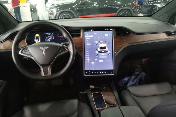 Used Tesla Model X 2019 Long-Range Version Center Console