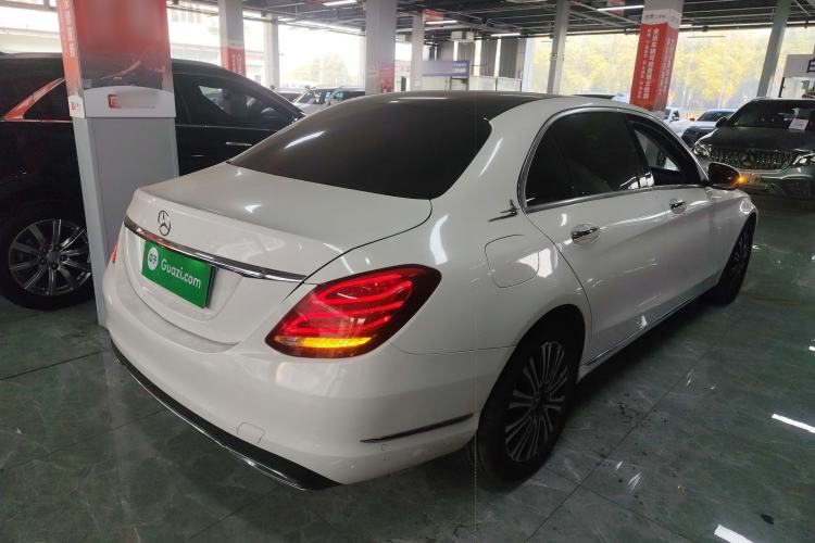 Used Mercedes-Benz C-Class 2017 Facelift C 200 L
