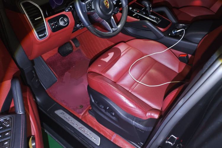 Used Porsche Cayenne 2023 Cayenne 3.0T Platinum Edition