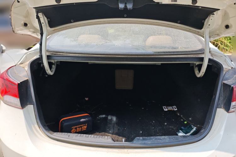 Used Hyundai Elantra (5th Generation / Langdong) 2015 1.6L Automatic Luxury Model