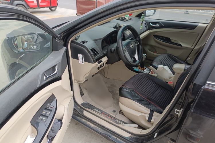 Used BYD Surui 2013 1.5TI Manual Luxury Model