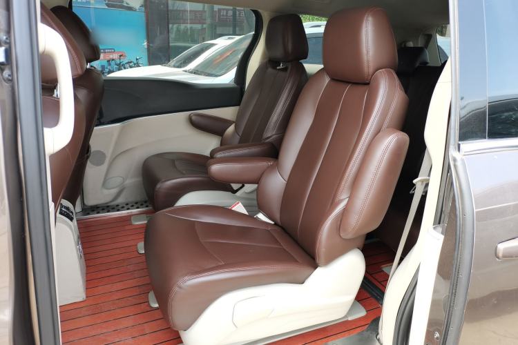 Used Buick GL8 2021 Land Cruiser Executive Class 652T Comfort Model Left Rear Seat