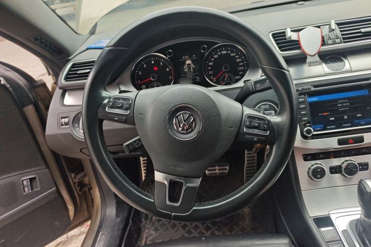 Used Volkswagen FAW-Volkswagen CC 2015 1.8TSI Prestige Model
