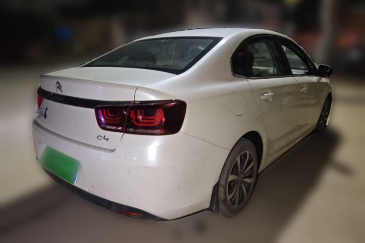 Used Citroen C4 Sega 2018 1.6L Manual Luxury Model
