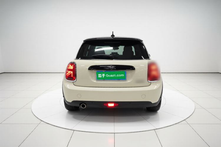 Used MINI MINI 2018 1.5T COOPER Artist