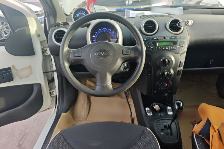 Used BYD F0 2015 1.0L AMT XuanKu Model Steering Wheel