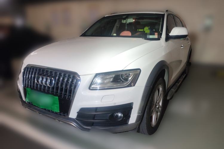 Used Audi Q5 2017 Plus 40 TFSI Technology Model