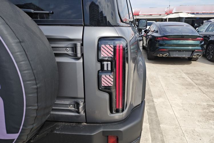 Used BAIC Off-Road BJ40 2024 2.0T All-New Ring of the Taklamakan Champion Edition
