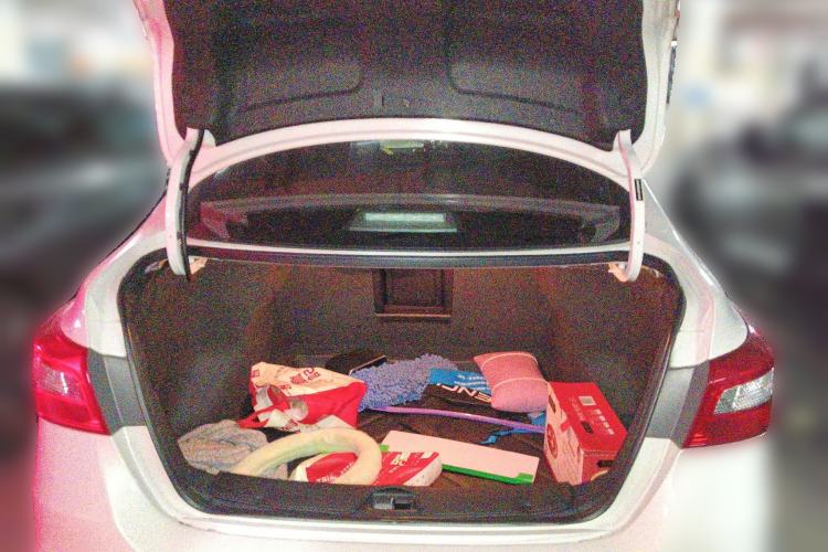 Used Nissan Sylphy 2016 1.6XV CVT Smart Enjoyment Version Trunk