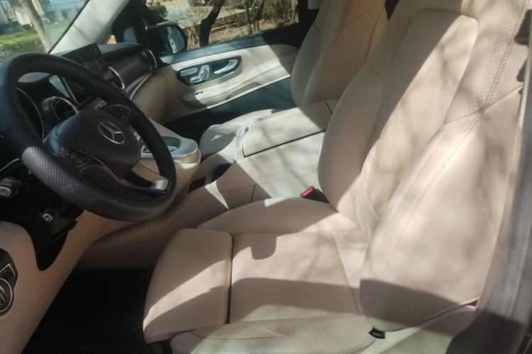 Used Mercedes-Benz V-Class 2022 V 260 Avantgarde Edition