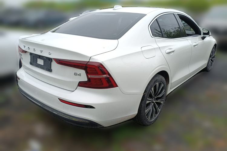Used Volvo S60 2023 B4 Zhiyuan Luxury Edition Rear Right 45 Deg