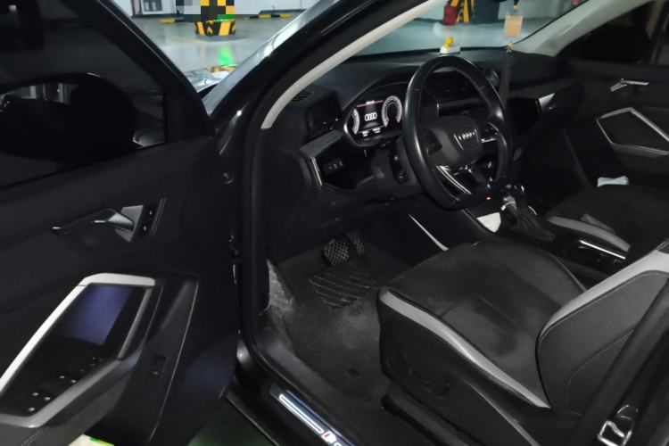 Used Audi Q3 2022 35 TFSI Fashion Dynamic Model