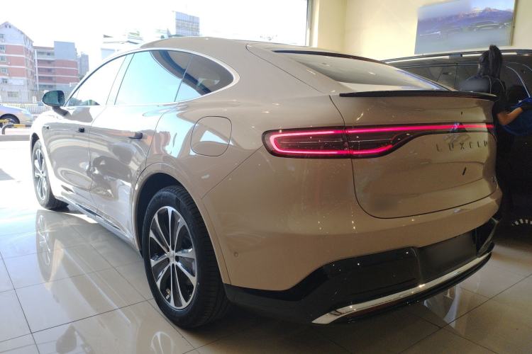 Used Hima Luxeed R7 2026 Model Range-Extending Max+