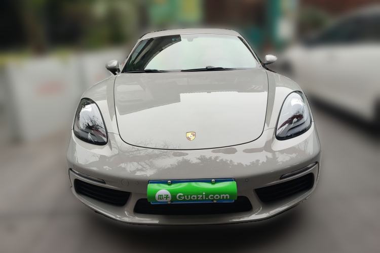 Used Porsche 718 2018 Cayman 2.0T Front