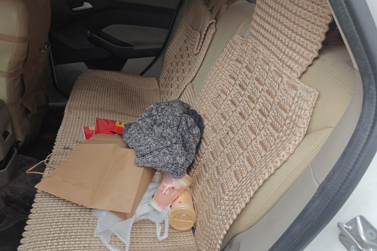 Used Ford Focus 2015 Sedan 1.6L Manual Comfort Model
