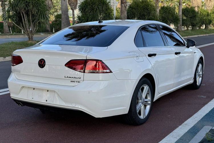 Used Volkswagen Lamando 2018 280TSI DSG Comfort Edition
