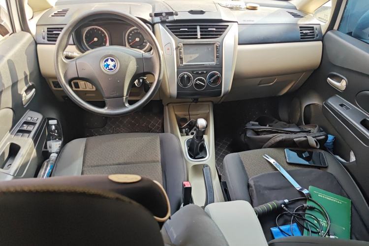 Used Venucia R50 2013 1.6L Manual Fashion Edition