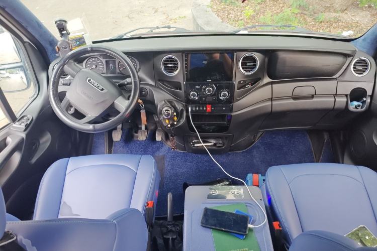 Used Iveco Eurocargo 2020 2.3T Manual Super-Rui Short Wheelbase High Roof High-Performance F1A