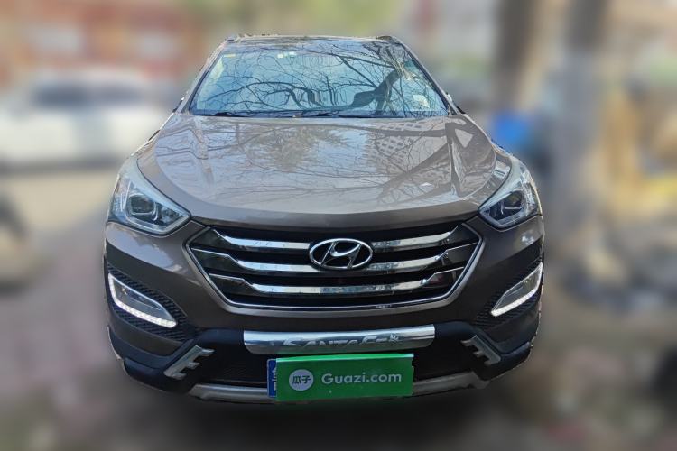 Used Hyundai Santa Fe 2013 2.4L Automatic Two-Wheel Drive Smart Version