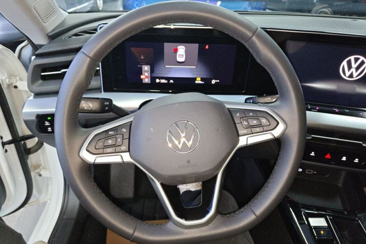 Used Volkswagen Lamando 2025 Lavida L 280TSI DSG Spicy Edition Steering Wheel