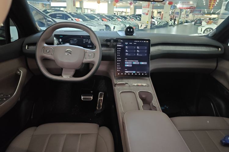 Used Nio ES7 2024 100kWh Signature Edition Center Console