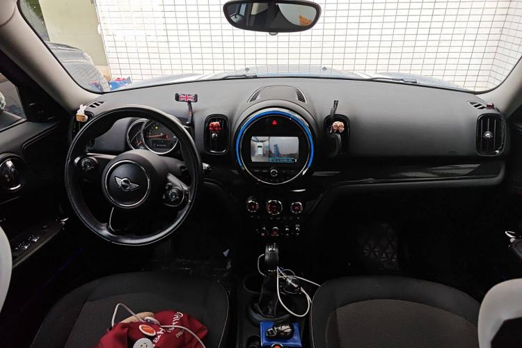 Used MINI Countryman 2017 1.5T COOPER Explorer Center Console