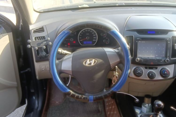 Used Hyundai Celesta 2011 1.6L Manual Comfort Edition
