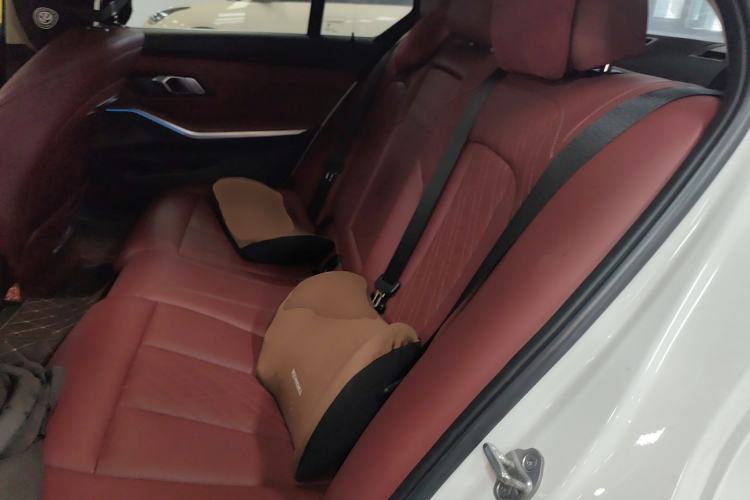 Used BMW i3 2022 eDrive 35 L
