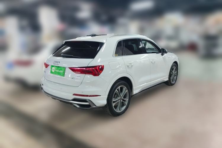 Used Audi Q3 2023 40 TFSI Fashion Dynamic Model
