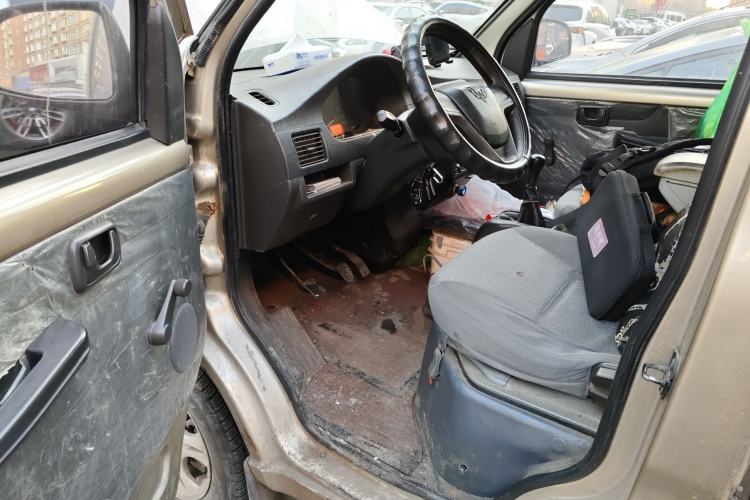 Used Wuling Rongguang 2011 1.2L Base Version