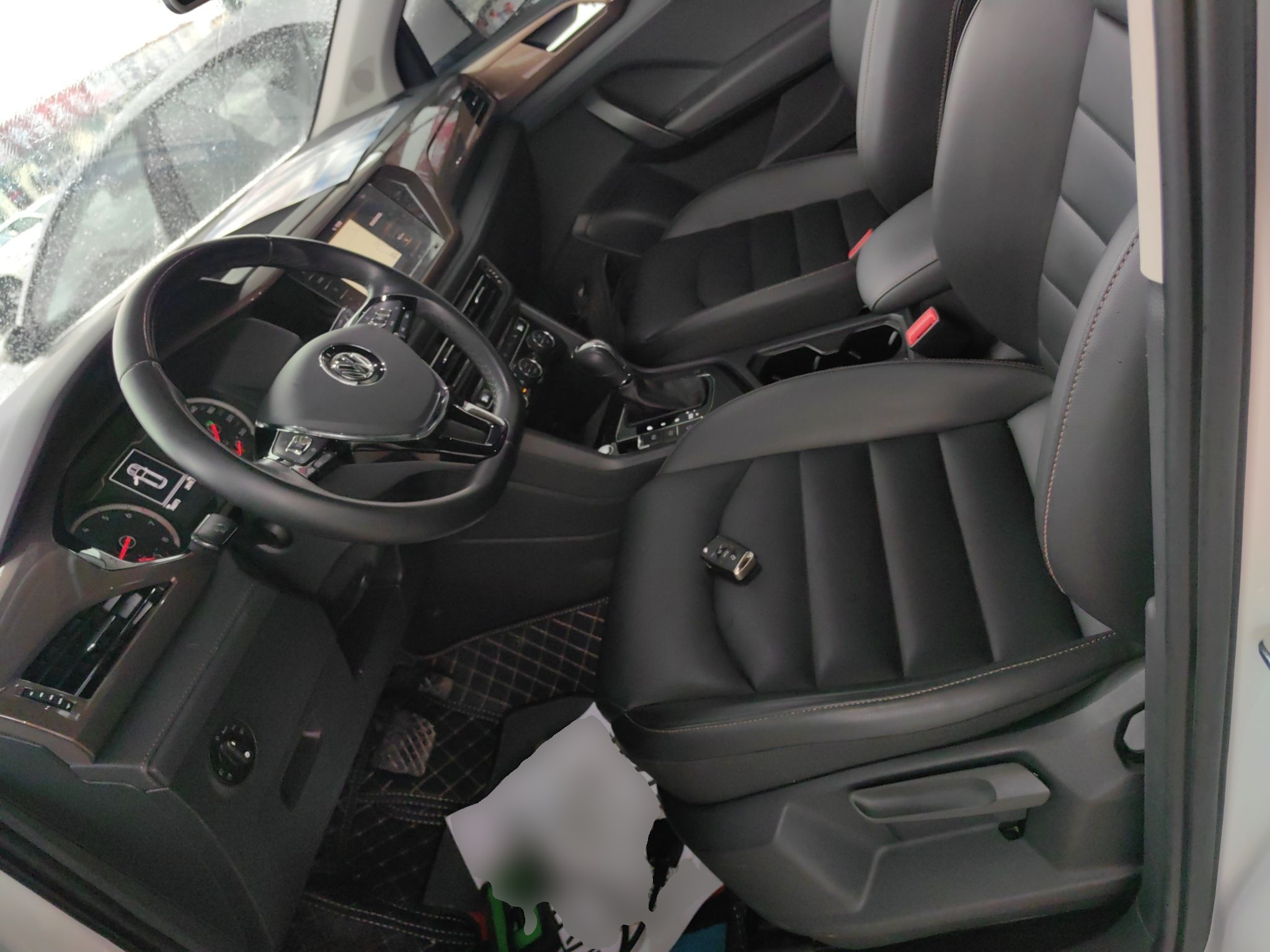 Interior delantero