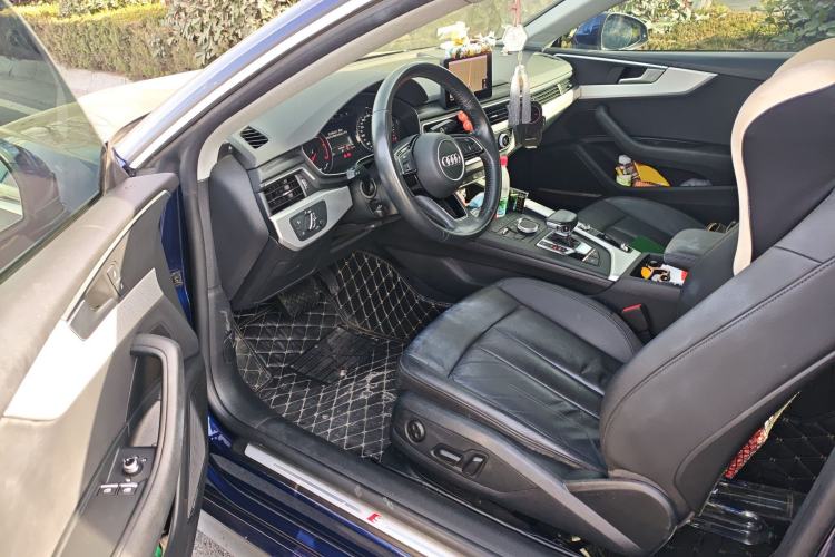 Used Audi A5 2020 Coupe 40 TFSI Fashion Edition China VI Emission Standard