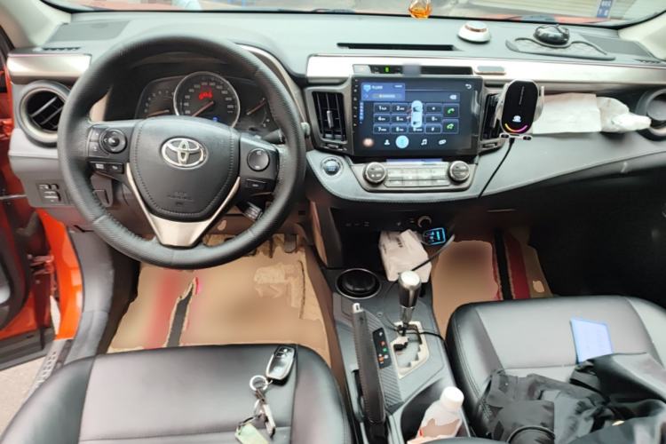 Used Toyota RAV4 2013 2.0L CVT Four-Wheel Drive New Edition
