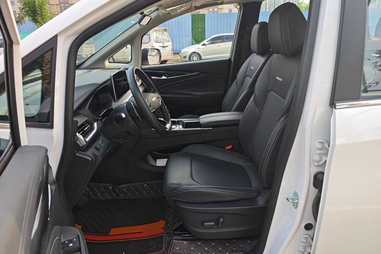 Used SAIC MAXUS G50 2023 PLUS 1.5T Happiness-Recommended Automatic Cruise Version
