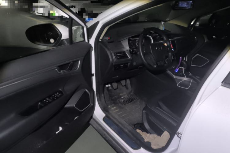 Used Geely Auto Emgrand GS 2016 Elegant Edition 1.8L Manual LingShang Model Driver Seat