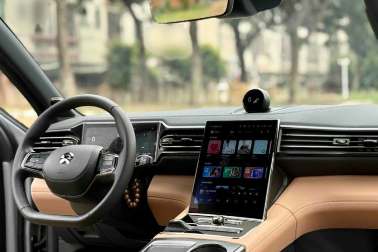 Used Nio ES8 2020 415 km Range 7-Seater Version
