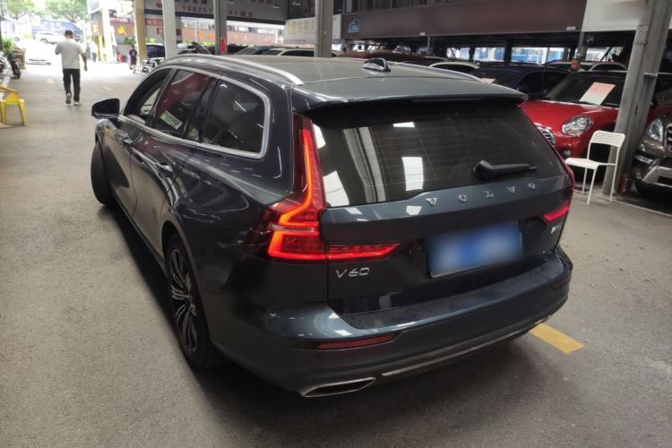 Used Volvo V60 2022 B5 Zhiyuan Luxury Edition Rear Left 45 Deg